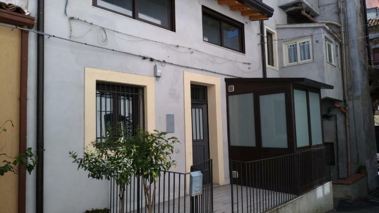 Gentile Holiday House Katania Zewnętrze zdjęcie